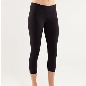 Lululemon crop leggings